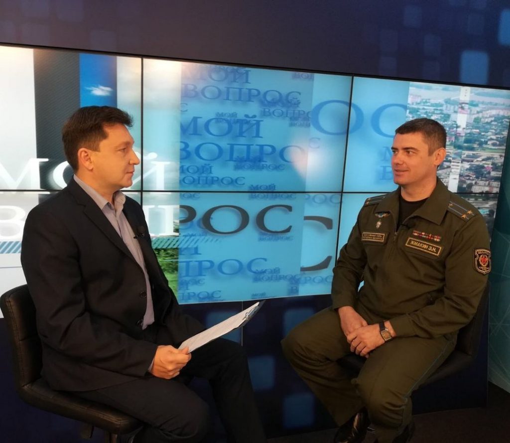 Сегодня на "Лида-ТВ" смотрите программу «Мой вопрос» с участием заместителя командира по идеологической работе 116-й гвардейской Радомской Краснознаменной штурмовой авиабазы Эдуарда Жмакина.